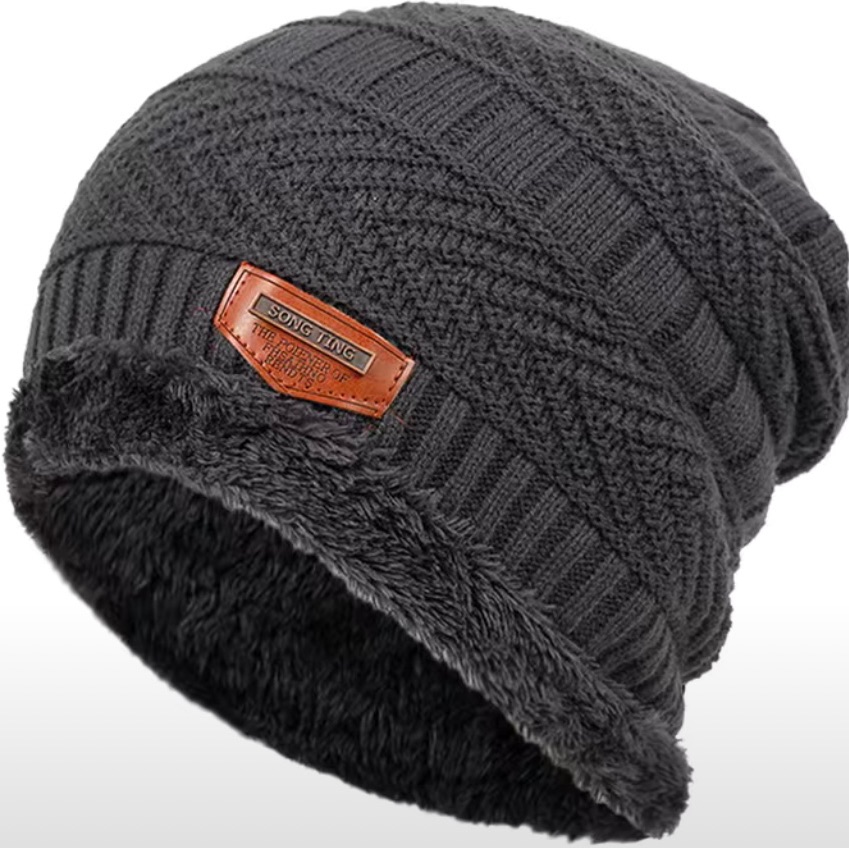 Men Triangle Pattern Knit.